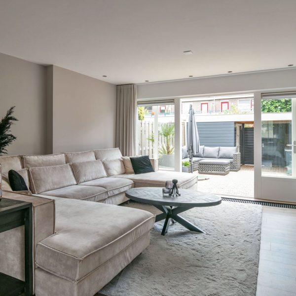 Binnen Schilderwerk - Woonkamer schilderen - Plafond Schilder